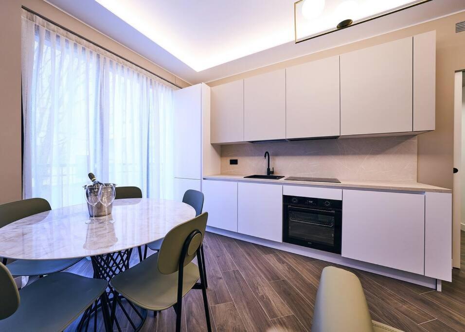 Apartment Contempora - Two Bedrooms Monet Milan
